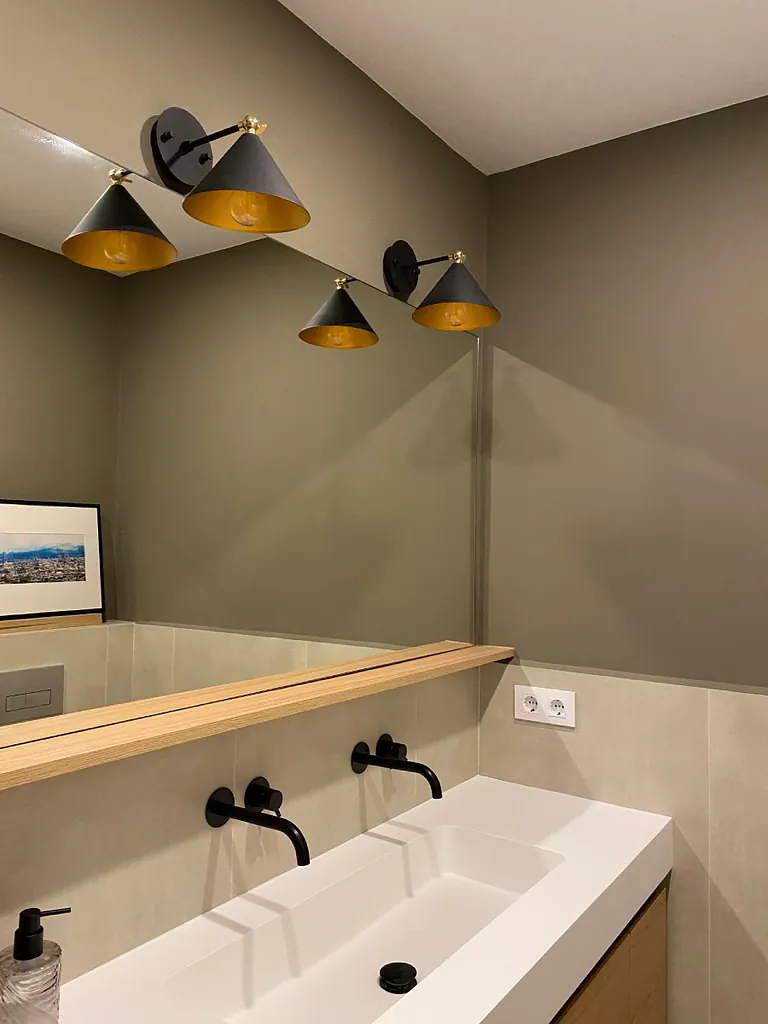 Baños en vivienda en Calle Balmes, Barcelona.